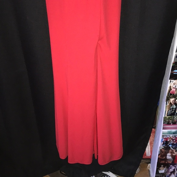 Red Prom/Formal Dress - Picture 5 of 6